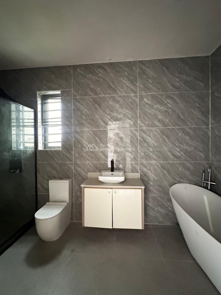 Contemporary 5 Bedroom Fully Detached Duplex with Bq in Lekki Phase 1, Lekki Phase 1, Lekki, Lagos, Detached Duplex for Sale