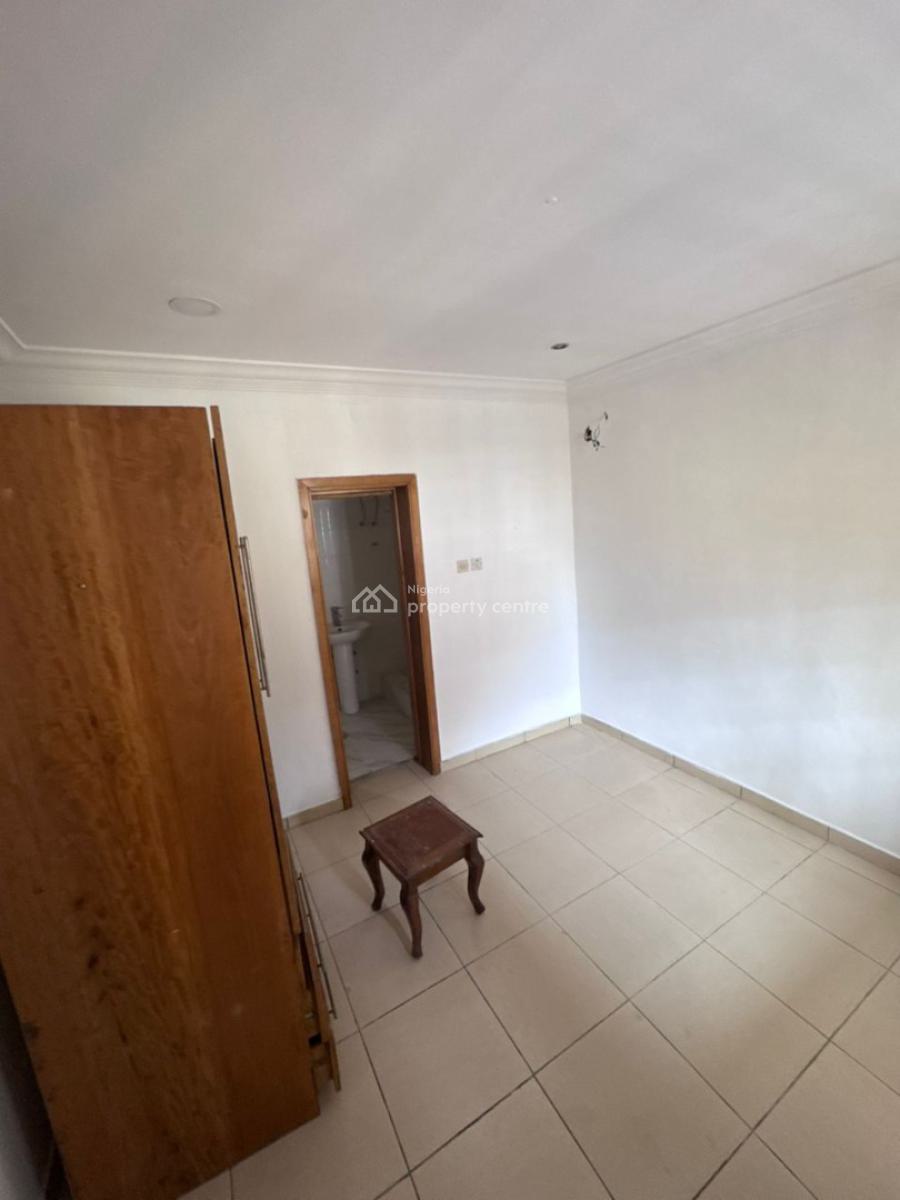 2 Bedroom Terrace  with All Rooms En-suite, Lekki Phase 1, Lekki, Lagos, Terraced Duplex for Rent