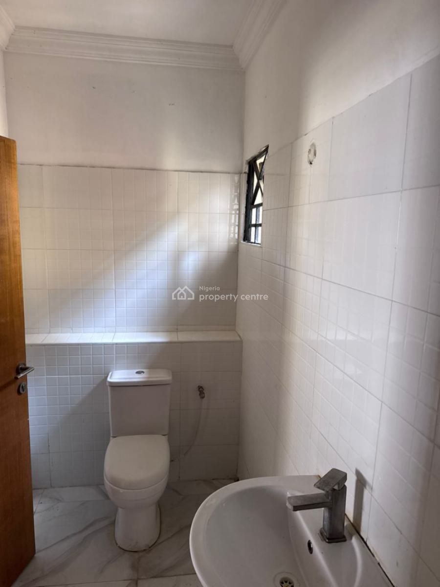 2 Bedroom Terrace  with All Rooms En-suite, Lekki Phase 1, Lekki, Lagos, Terraced Duplex for Rent