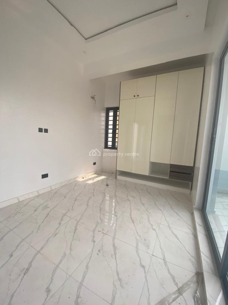 3 Bedroom Apartment, Lekki Phase 1, Lekki, Lagos, Flat / Apartment for Sale