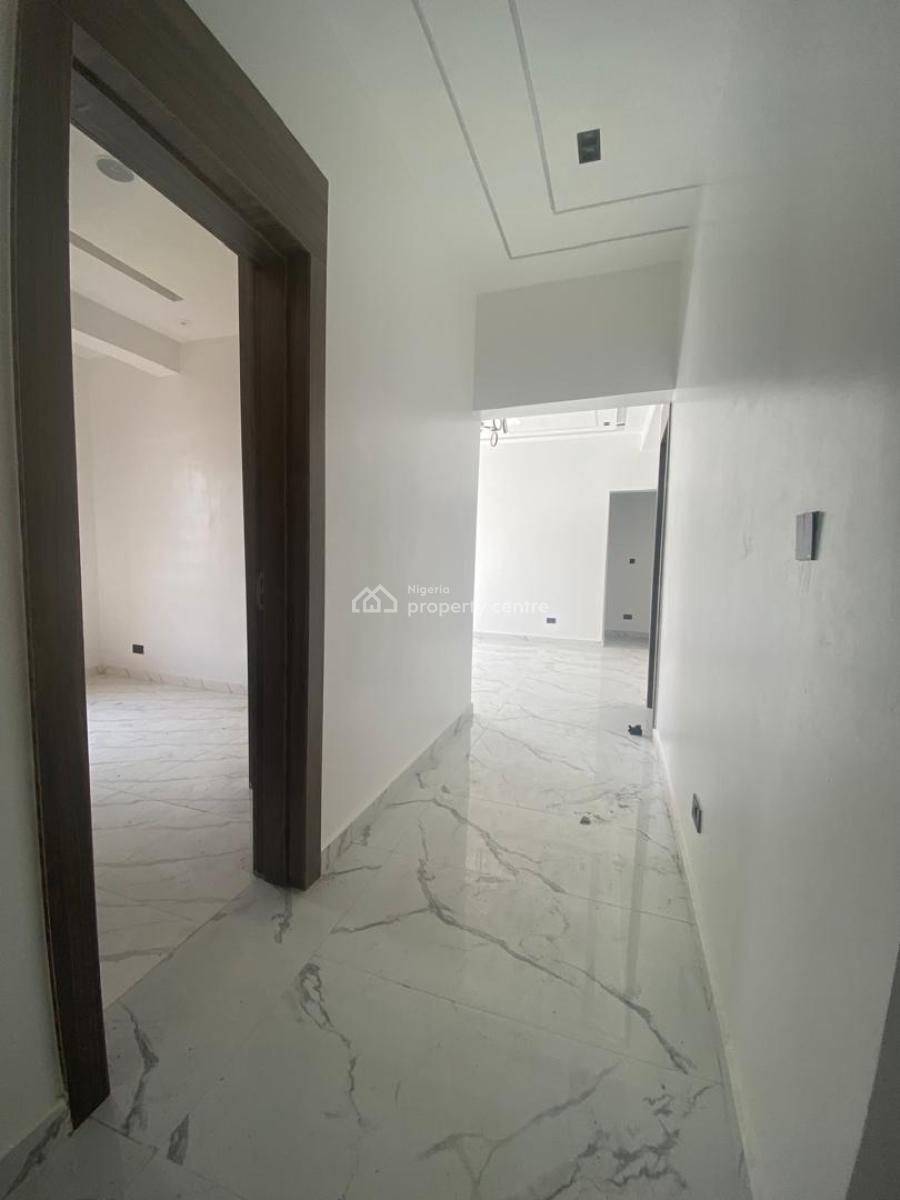 3 Bedroom Apartment, Lekki Phase 1, Lekki, Lagos, Flat / Apartment for Sale