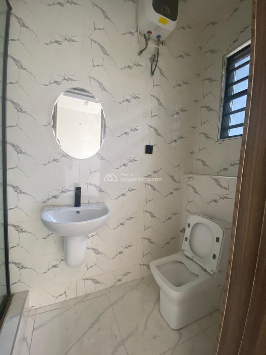 3 Bedroom Apartment, Lekki Phase 1, Lekki, Lagos, Flat / Apartment for Sale