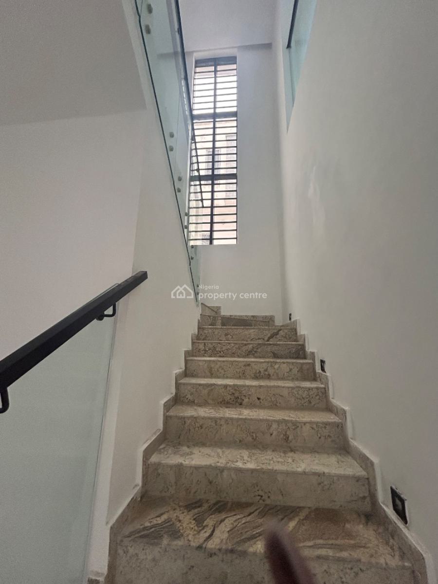 Luxury 5 Bedroom // Detached House, Lekki County Estate, Lekki, Lagos, Detached Duplex for Sale