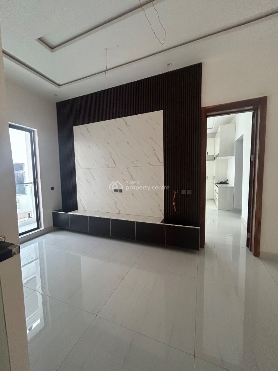 Luxury 5 Bedroom // Detached House, Lekki County Estate, Lekki, Lagos, Detached Duplex for Sale