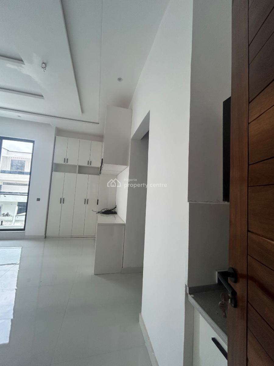 Luxury 5 Bedroom // Detached House, Lekki County Estate, Lekki, Lagos, Detached Duplex for Sale