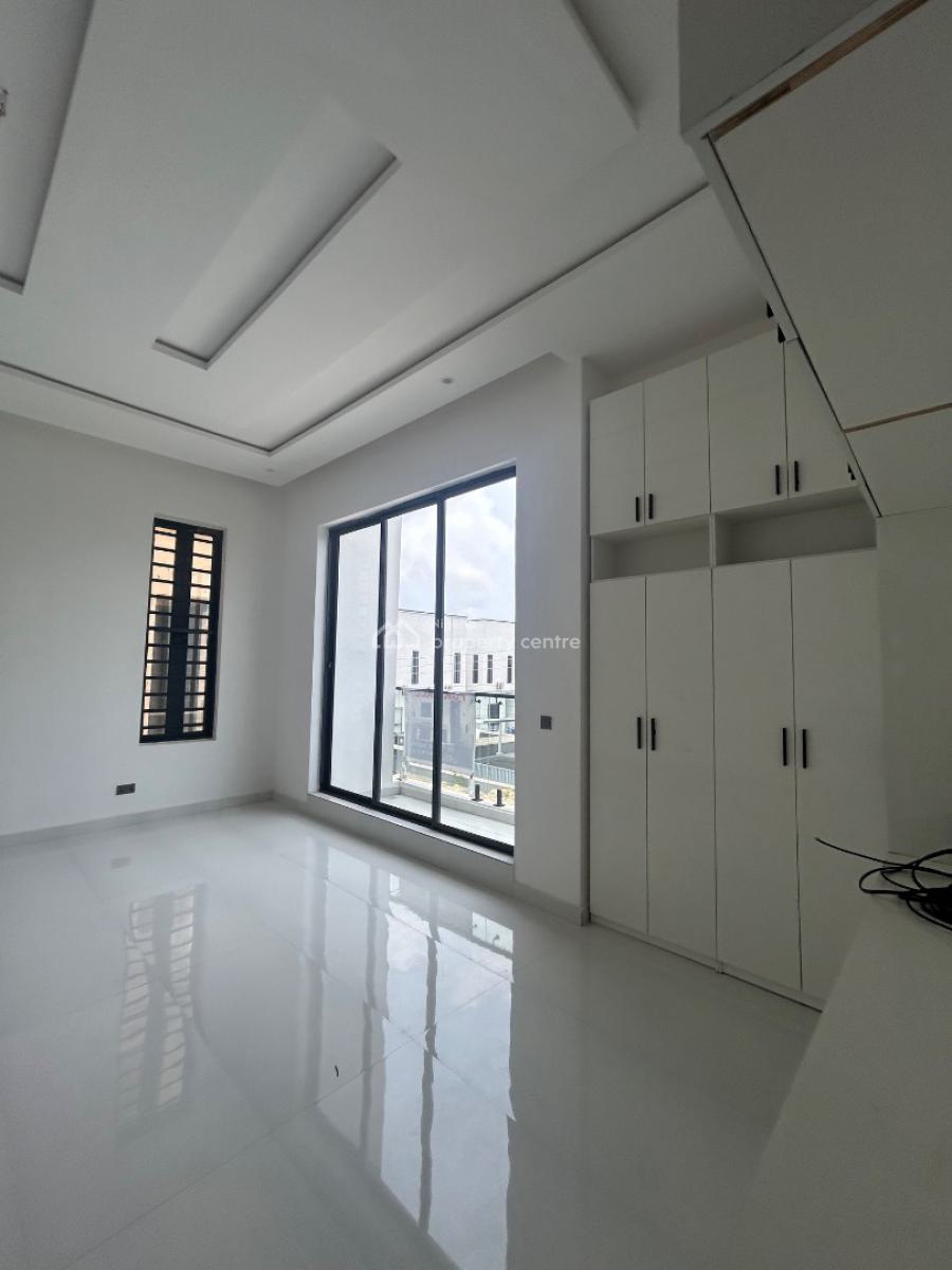 Luxury 5 Bedroom // Detached House, Lekki County Estate, Lekki, Lagos, Detached Duplex for Sale