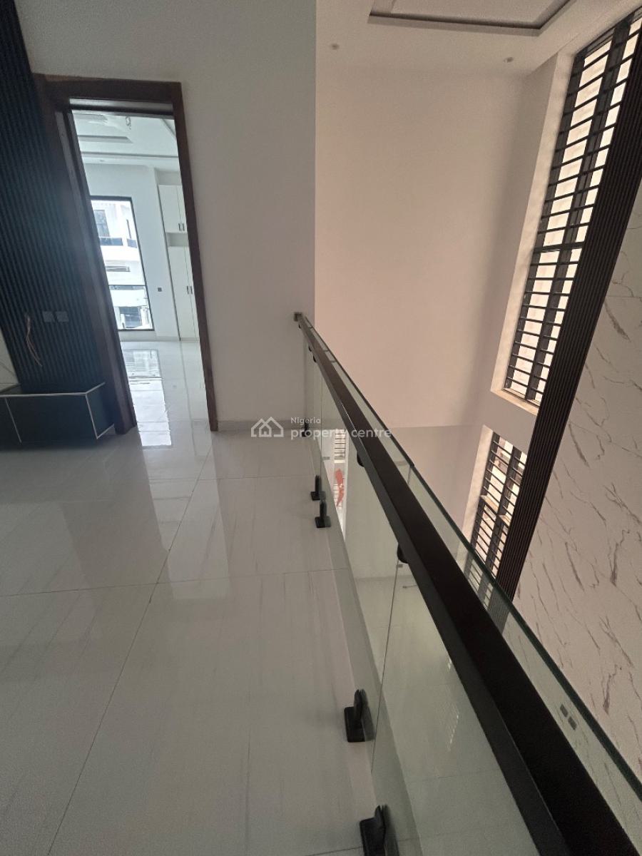 Luxury 5 Bedroom // Detached House, Lekki County Estate, Lekki, Lagos, Detached Duplex for Sale