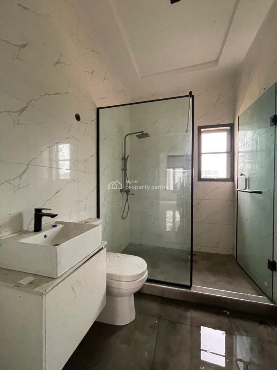 Budget Friendly & Exclusive 4 Bedroom Terraced Duplex with Bq, Lekki Phase 1, Lekki, Lagos, Terraced Duplex for Sale