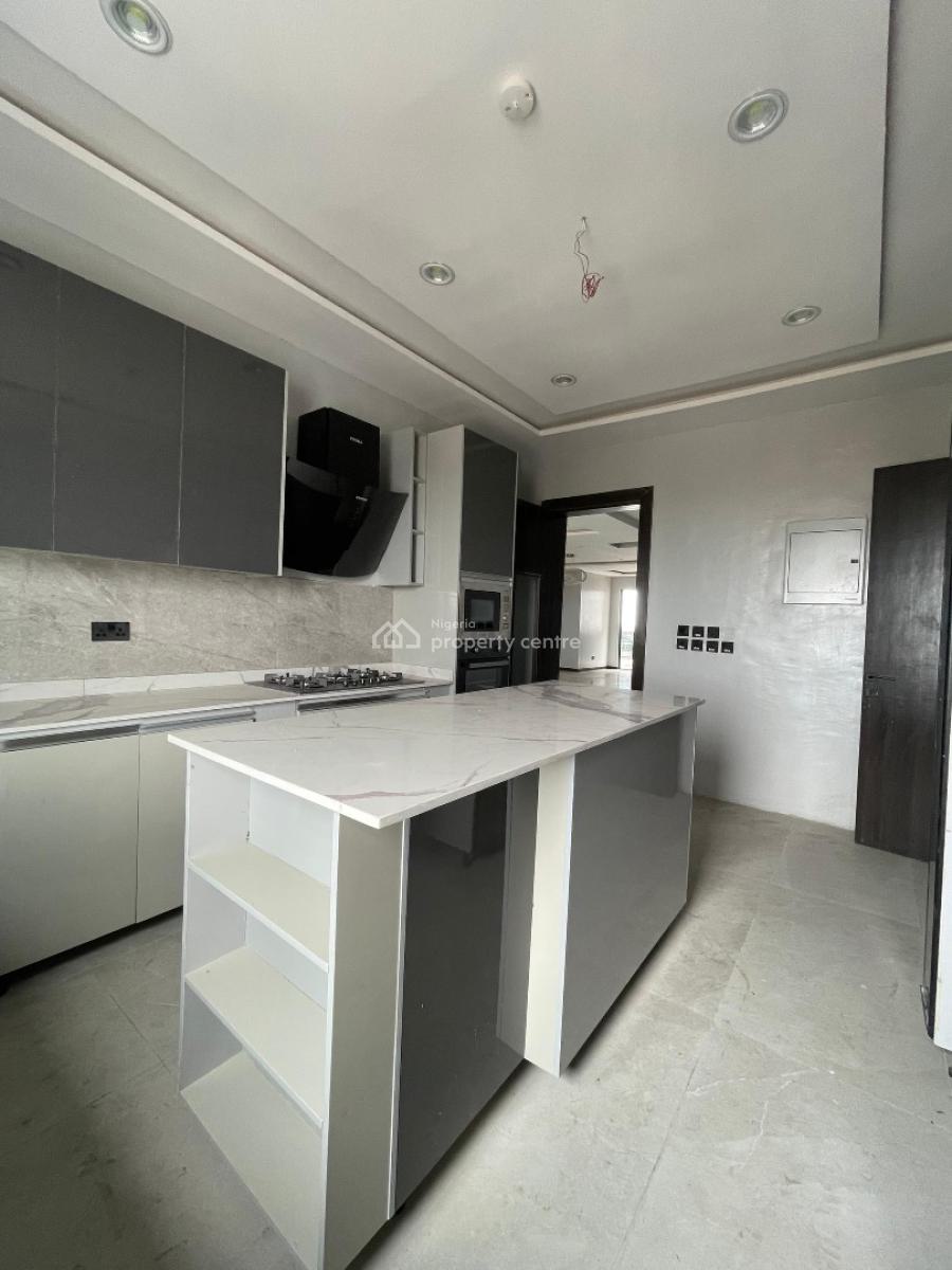 Exquisite 5 Bedroom Penthouse with Pool and Elevator in a Serene Axis, Penthouse with Pool & Elevator, Lekki Phase 1, Lekki, Lagos, Flat / Apartment for Sale