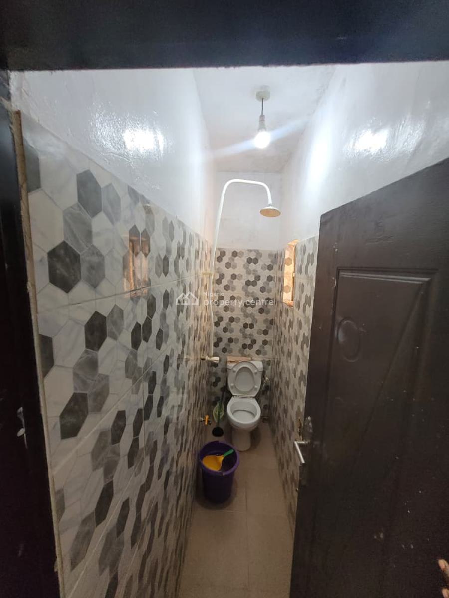 Lovely 1 Bedroom Apartment, Secured and Serene Area, Ologolo, Lekki, Lagos, Mini Flat (room and Parlour) for Rent