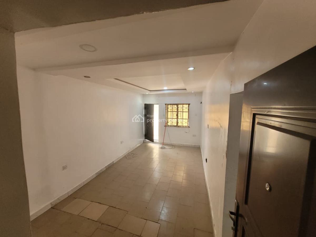 Lovely 1 Bedroom Apartment, Secured and Serene Area, Ologolo, Lekki, Lagos, Mini Flat (room and Parlour) for Rent