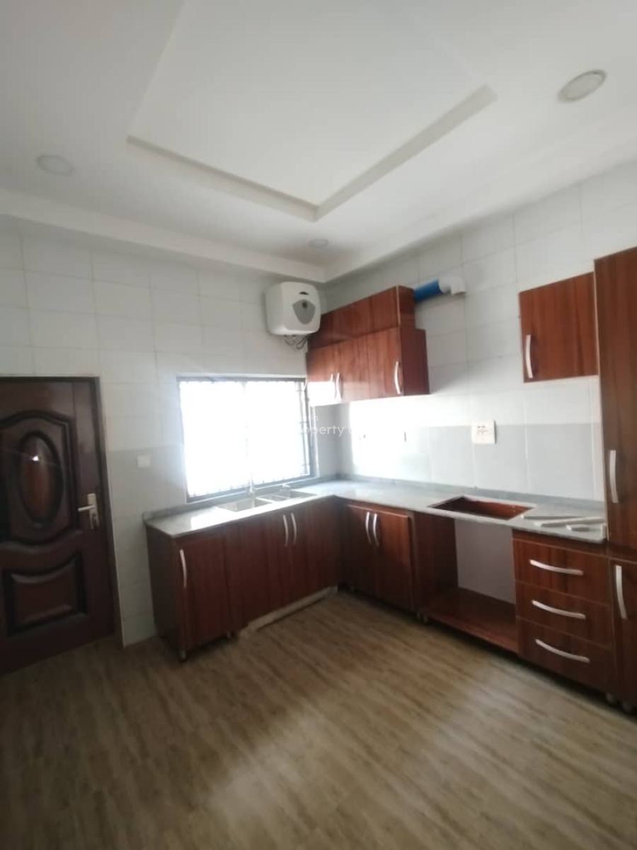 Well Serviced 3 Bedroom Apartment, Jahi Gilmore, Jahi, Abuja, Flat / Apartment for Rent