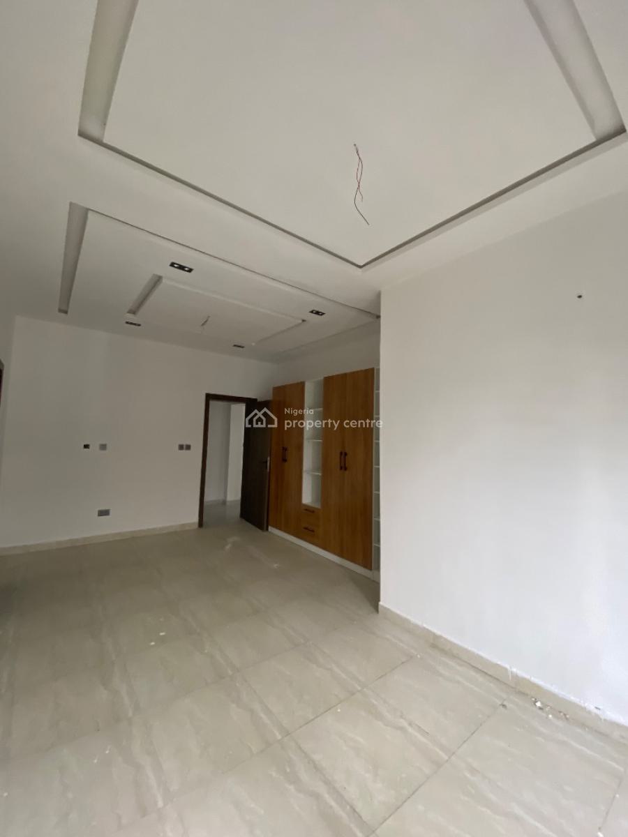 Magnificent 2 Bedroom Apartment, in an Estate Around Blenco Supermarket Sangotedo, Ajah, Lagos, Flat / Apartment for Rent