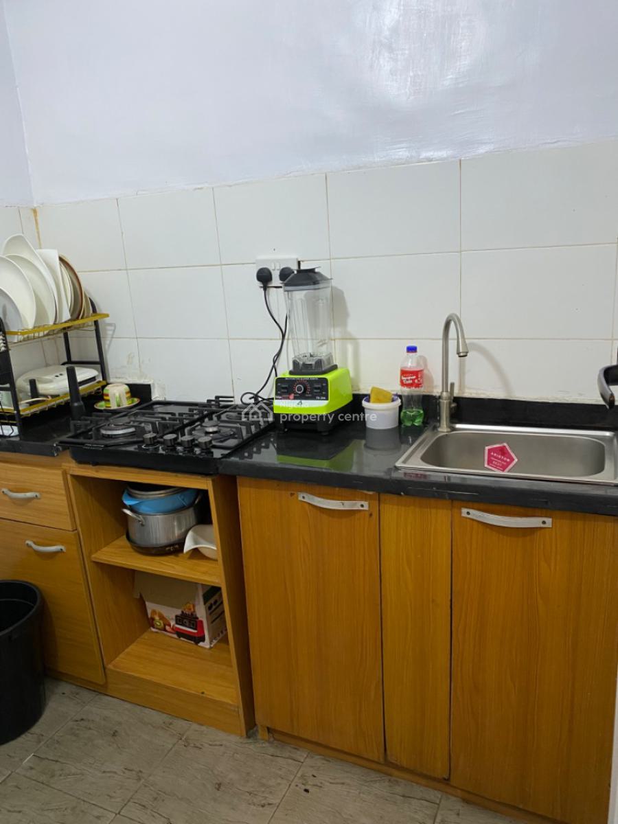 Fully Furnished 1-bedroom Apartment, Akoka, Yaba, Lagos, Mini Flat (room and Parlour) Short Let
