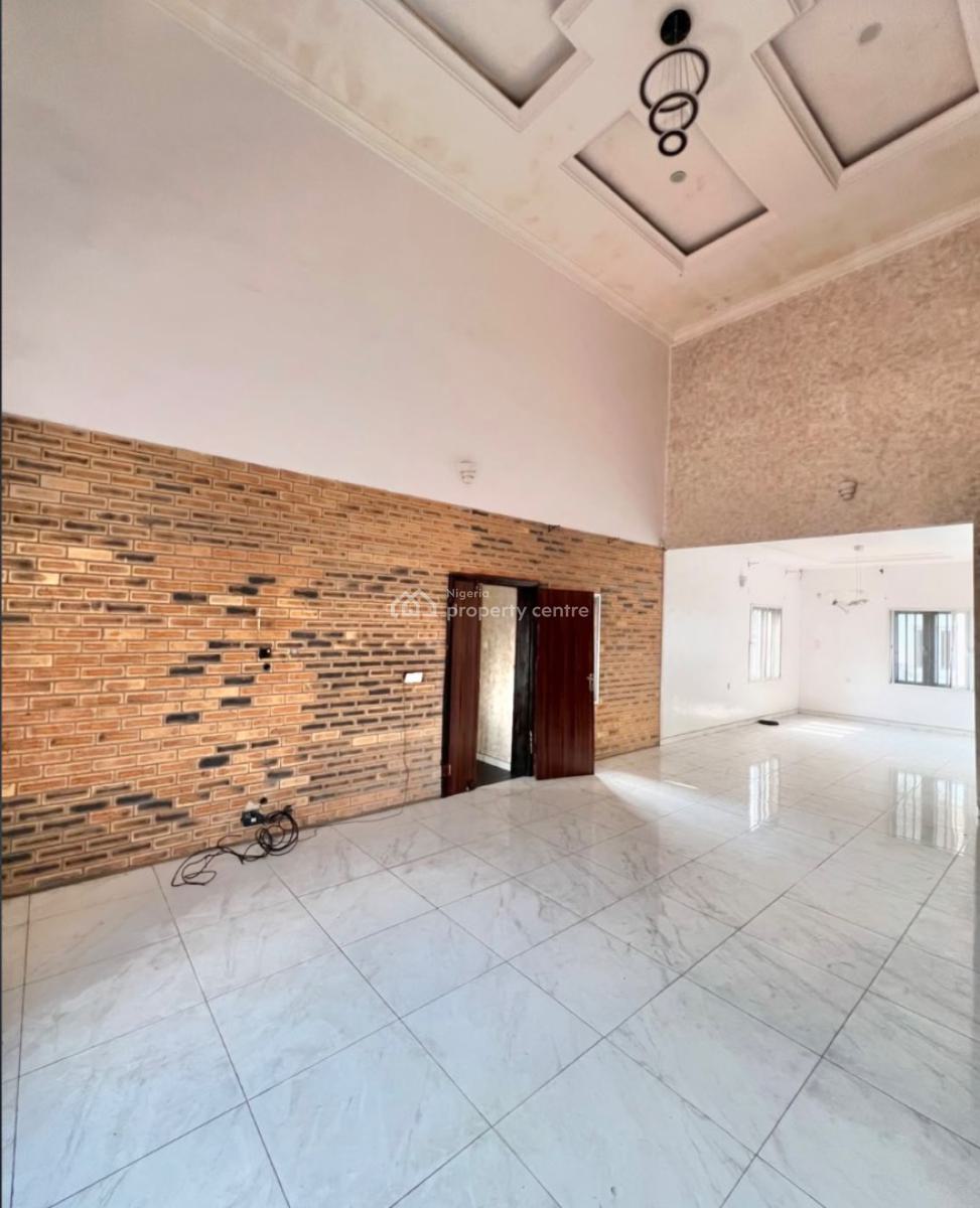 Well Maintained Service 4 Bedroom Terrace Duplex (no Bq), Osapa, Lekki, Lagos, Terraced Duplex for Rent