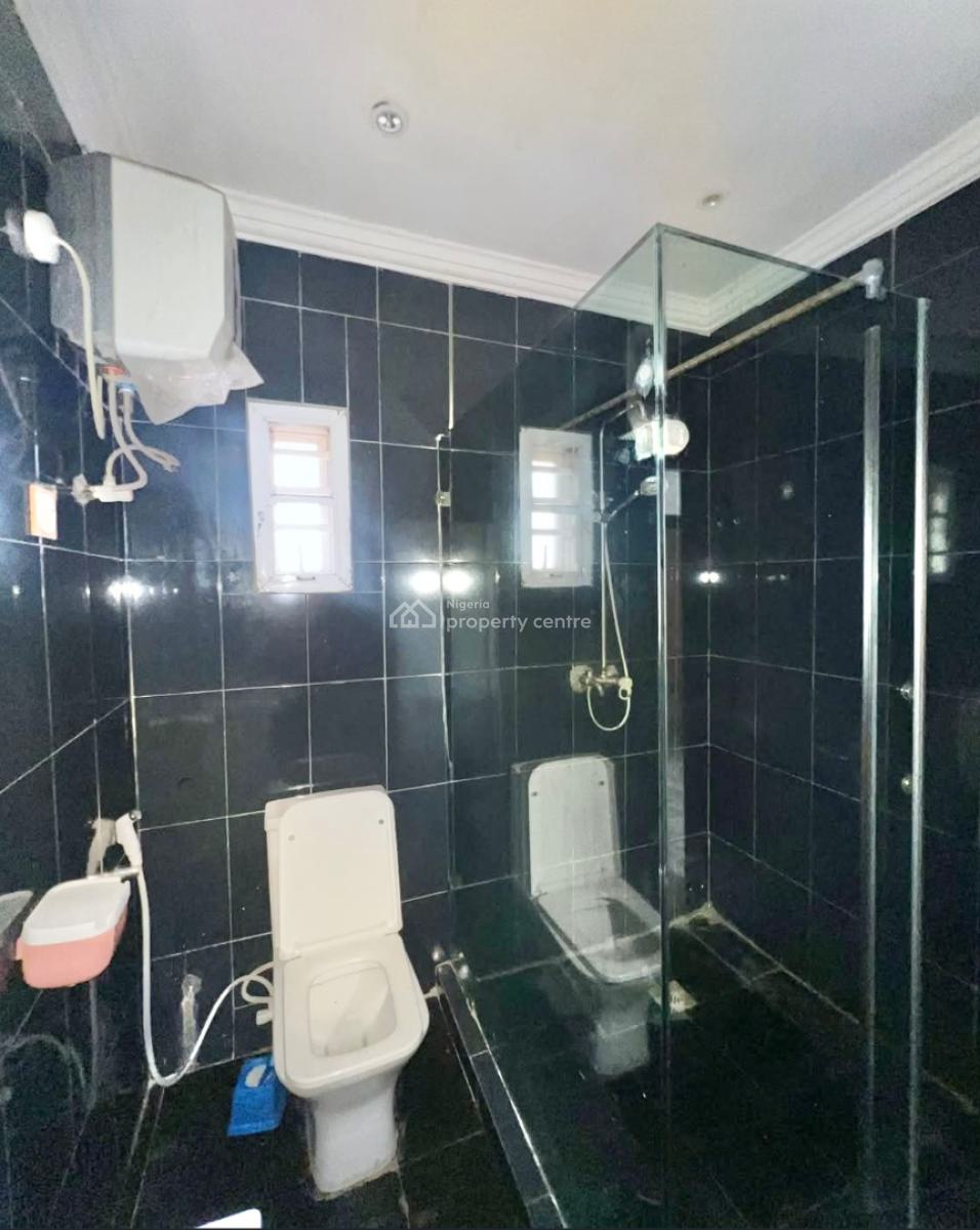 Well Maintained Service 4 Bedroom Terrace Duplex (no Bq), Osapa, Lekki, Lagos, Terraced Duplex for Rent