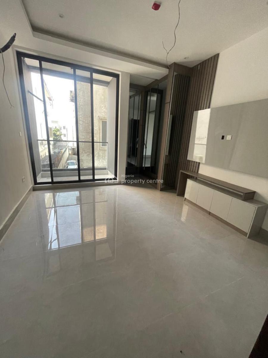 Nice 3 Bedrooms Apartment, Lekki Phase 1, Lekki, Lagos, Flat / Apartment for Rent