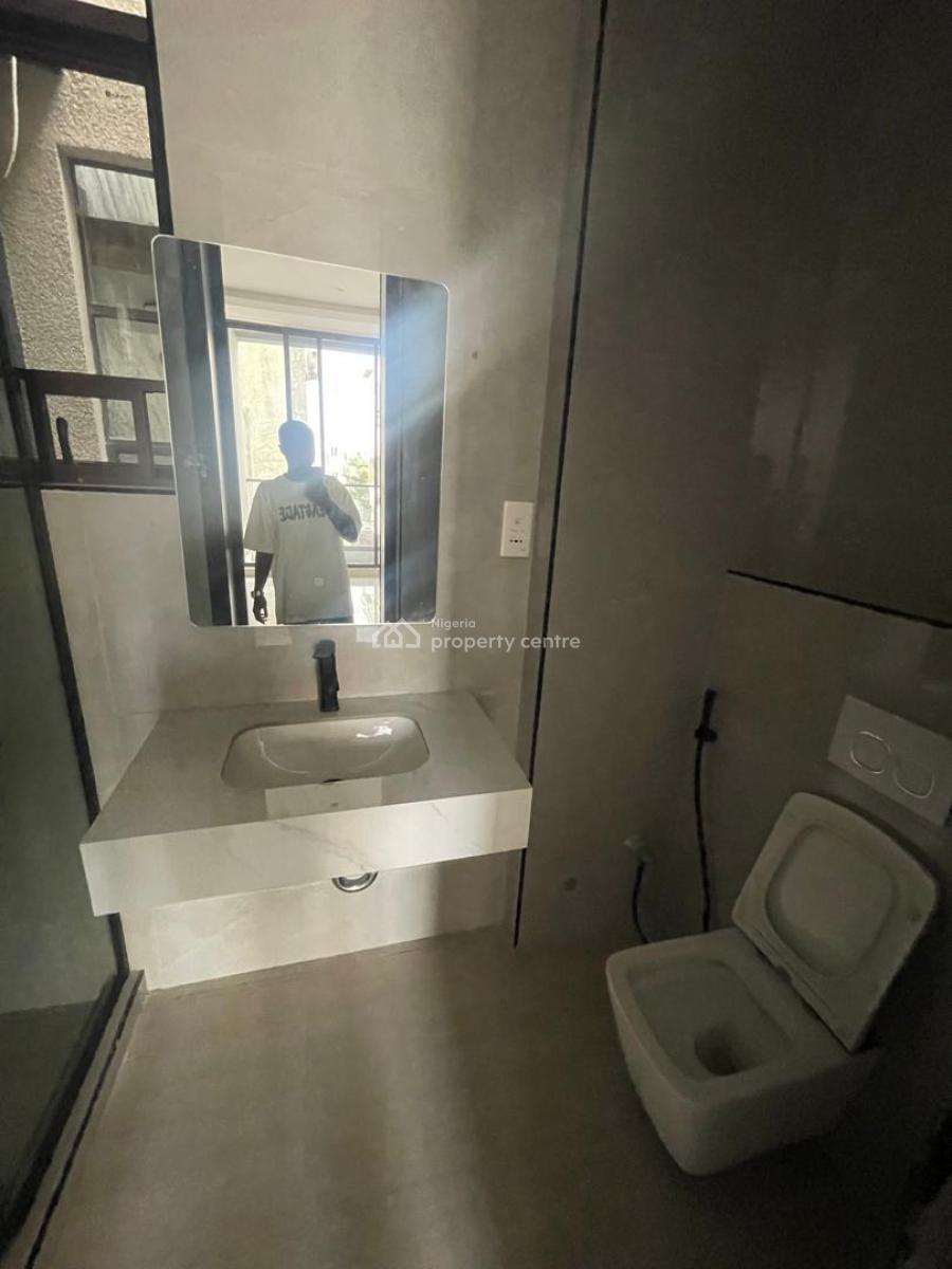 Nice 3 Bedrooms Apartment, Lekki Phase 1, Lekki, Lagos, Flat / Apartment for Rent
