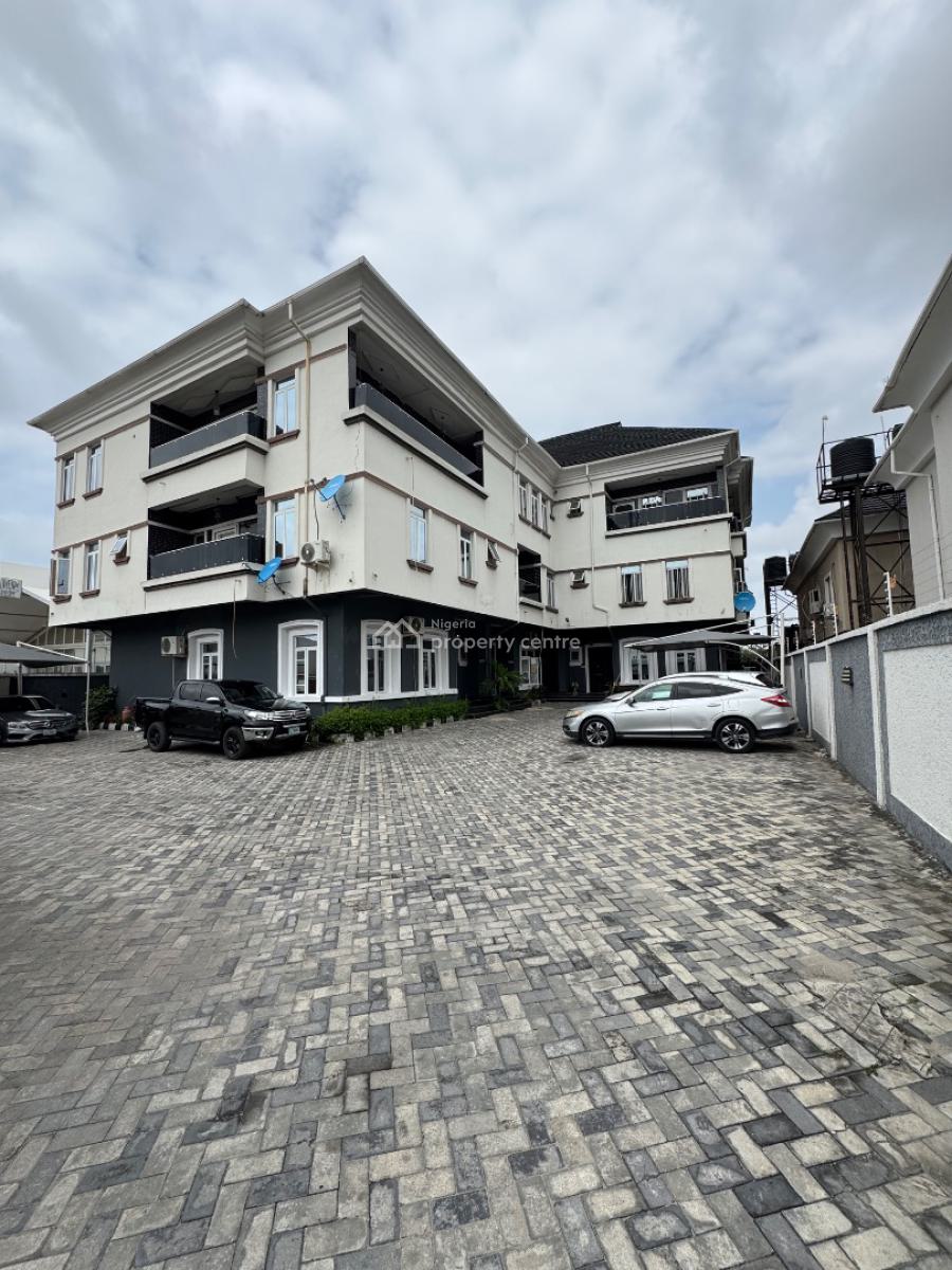 𝐌𝐀𝐈𝐍𝐓𝐀𝐈𝐍𝐄𝐃 3 𝐁𝐄𝐃𝐑𝐎𝐎𝐌 𝐓𝐄𝐑𝐑𝐀𝐂𝐄 𝐃𝐔𝐏𝐋𝐄𝐗, Lekki Phase 1, Lekki Phase 1, Lekki, Lagos, Terraced Duplex for Rent