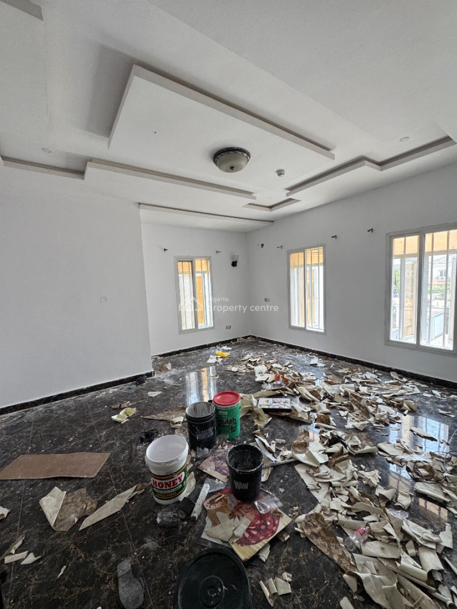 𝐌𝐀𝐈𝐍𝐓𝐀𝐈𝐍𝐄𝐃 3 𝐁𝐄𝐃𝐑𝐎𝐎𝐌 𝐓𝐄𝐑𝐑𝐀𝐂𝐄 𝐃𝐔𝐏𝐋𝐄𝐗, Lekki Phase 1, Lekki Phase 1, Lekki, Lagos, Terraced Duplex for Rent