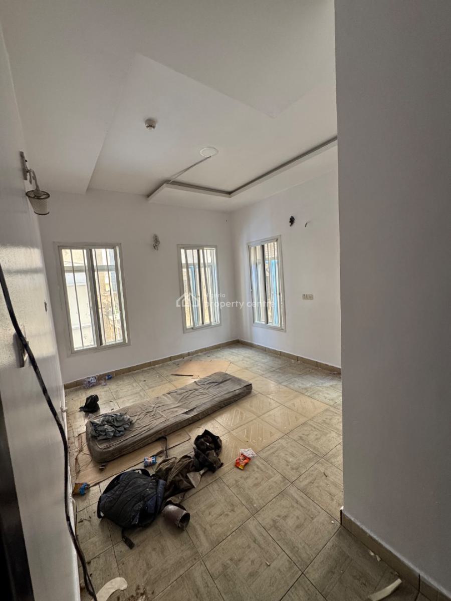 𝐌𝐀𝐈𝐍𝐓𝐀𝐈𝐍𝐄𝐃 3 𝐁𝐄𝐃𝐑𝐎𝐎𝐌 𝐓𝐄𝐑𝐑𝐀𝐂𝐄 𝐃𝐔𝐏𝐋𝐄𝐗, Lekki Phase 1, Lekki Phase 1, Lekki, Lagos, Terraced Duplex for Rent