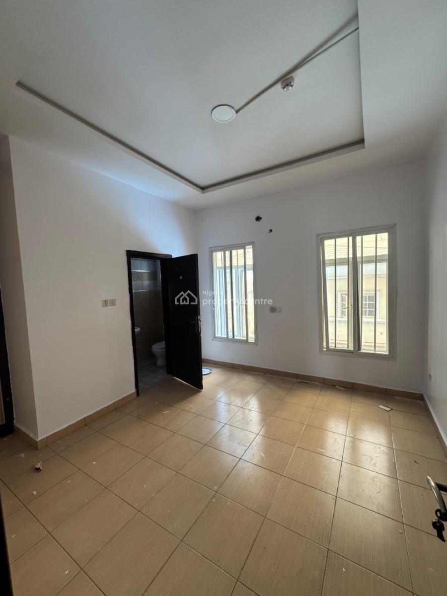𝐌𝐀𝐈𝐍𝐓𝐀𝐈𝐍𝐄𝐃 3 𝐁𝐄𝐃𝐑𝐎𝐎𝐌 𝐓𝐄𝐑𝐑𝐀𝐂𝐄 𝐃𝐔𝐏𝐋𝐄𝐗, Lekki Phase 1, Lekki Phase 1, Lekki, Lagos, Terraced Duplex for Rent