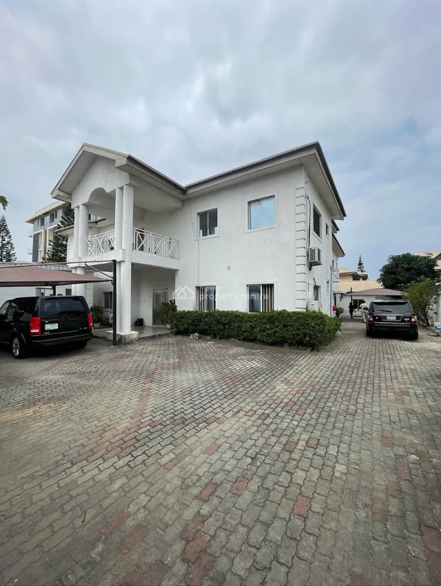 𝐒𝐏𝐀𝐂𝐈𝐎𝐔𝐒 4 𝐁𝐄𝐃𝐑𝐎𝐎𝐌 𝐃𝐄𝐓𝐀𝐂𝐇𝐄𝐃 𝐃𝐔𝐏𝐋𝐄𝐗, Lekki Phase 1, Lekki Phase 1, Lekki, Lagos, Detached Duplex for Rent