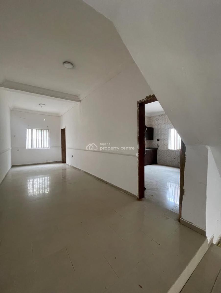 𝐒𝐏𝐀𝐂𝐈𝐎𝐔𝐒 4 𝐁𝐄𝐃𝐑𝐎𝐎𝐌 𝐃𝐄𝐓𝐀𝐂𝐇𝐄𝐃 𝐃𝐔𝐏𝐋𝐄𝐗, Lekki Phase 1, Lekki Phase 1, Lekki, Lagos, Detached Duplex for Rent