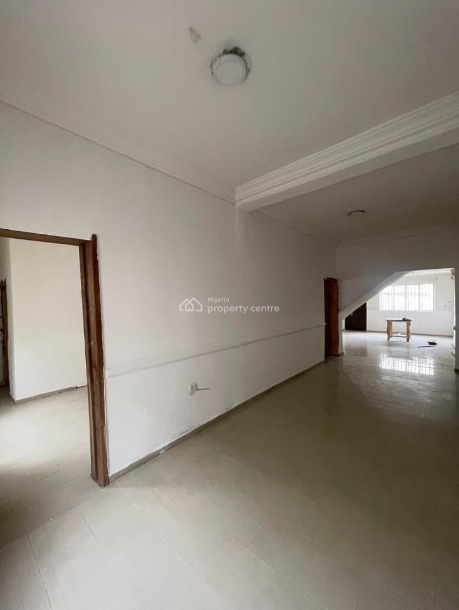𝐒𝐏𝐀𝐂𝐈𝐎𝐔𝐒 4 𝐁𝐄𝐃𝐑𝐎𝐎𝐌 𝐃𝐄𝐓𝐀𝐂𝐇𝐄𝐃 𝐃𝐔𝐏𝐋𝐄𝐗, Lekki Phase 1, Lekki Phase 1, Lekki, Lagos, Detached Duplex for Rent