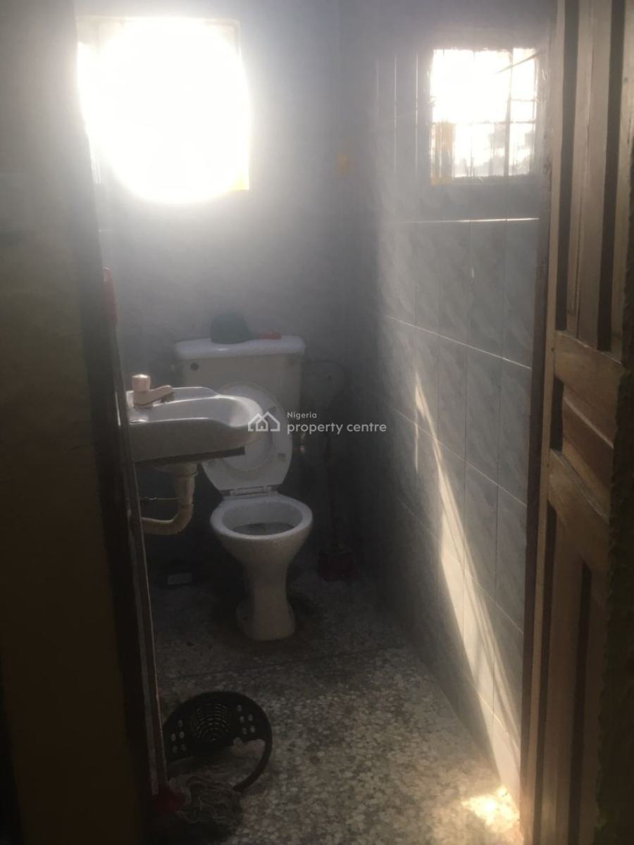 Executive 1 Bedroom Shared Apartment, Kekere Ado Road, Ajah, Lagos, Self Contain (single Rooms) for Rent