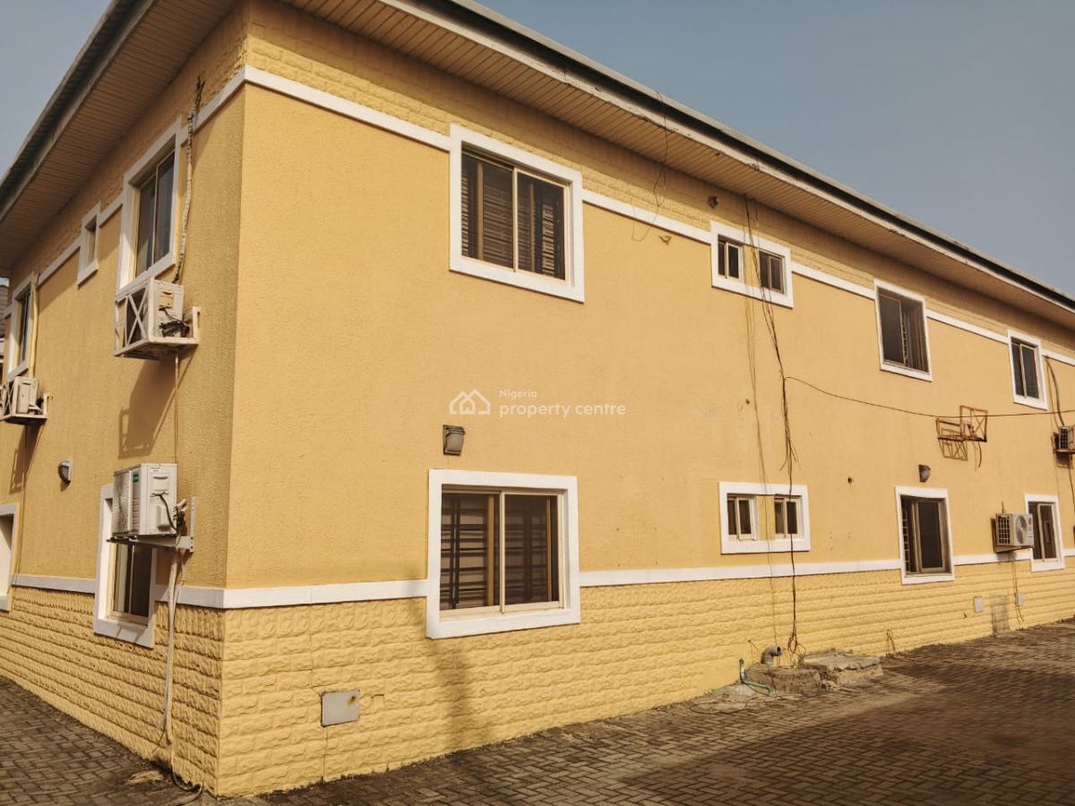 Serviced 2 Bedroom Town House, Off Admiralty, Lekki Phase 1, Lekki, Lagos, Terraced Duplex for Rent