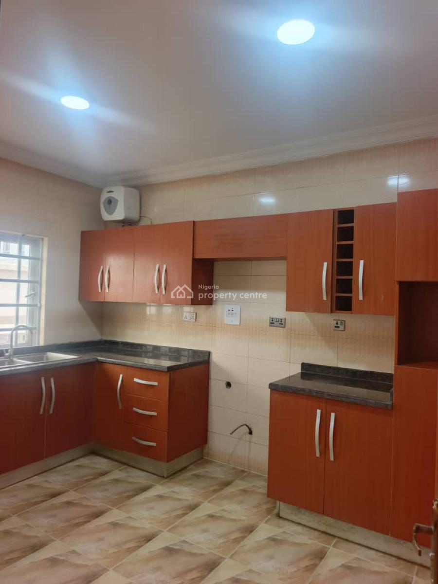 3 Bedrooms Terrace House with Bq, Ikate Elegushi, Lekki, Lagos, Terraced Duplex for Rent