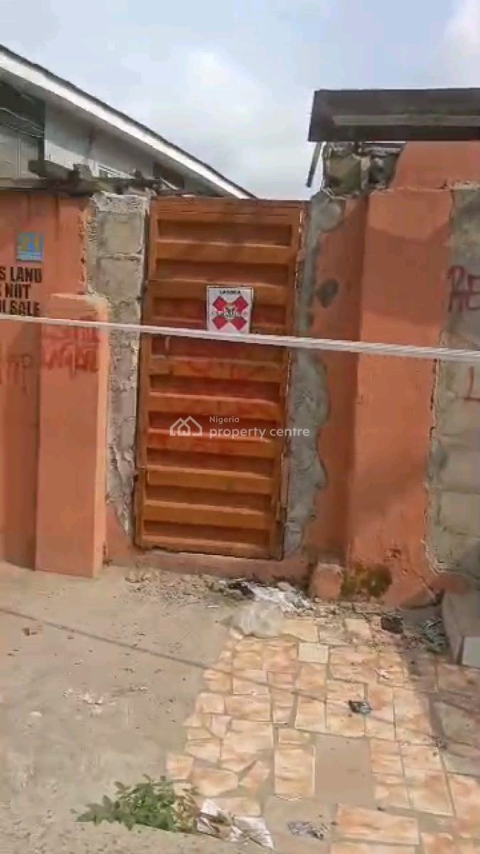 a Standard Plot of Dryland Measuring 444.4sqm in a Gated and Secured E, Oluwadare Street,off Fola Agoro Road, Shomolu, Lagos, Land for Sale