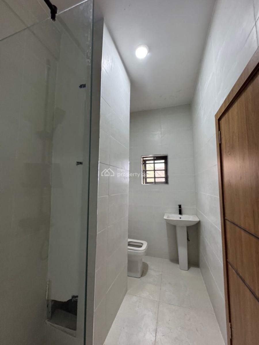 2 Bedroom Detached Apartment, Lekki Phase 1, Lekki, Lagos, House for Sale