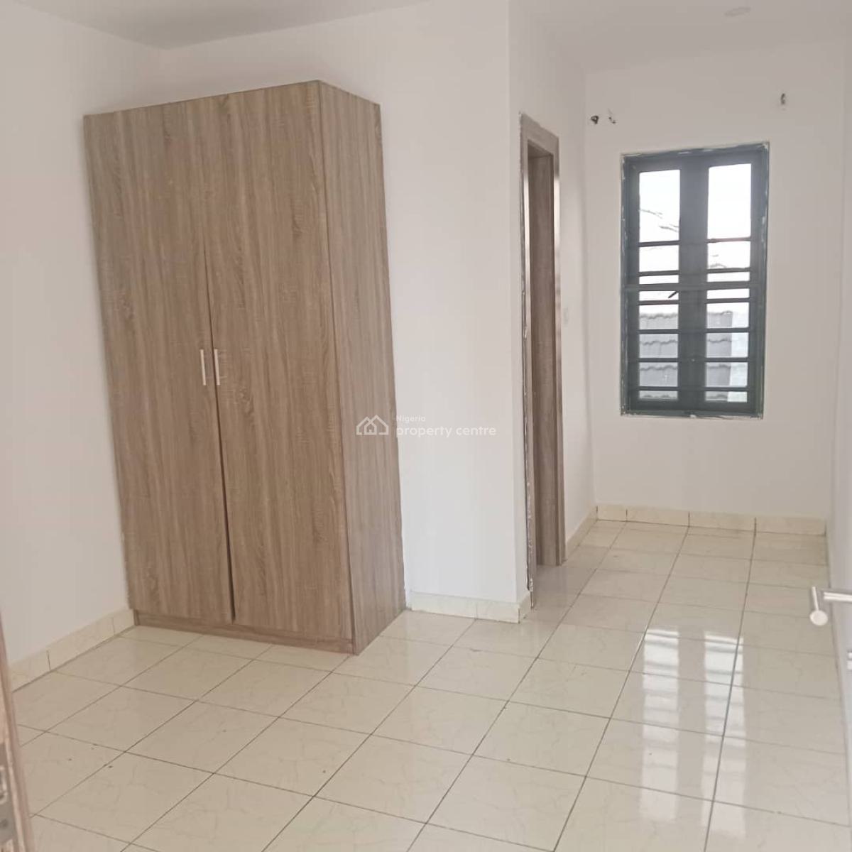 2 Bedroom Apartment, Ologolo, Lekki, Lagos, Flat / Apartment for Rent
