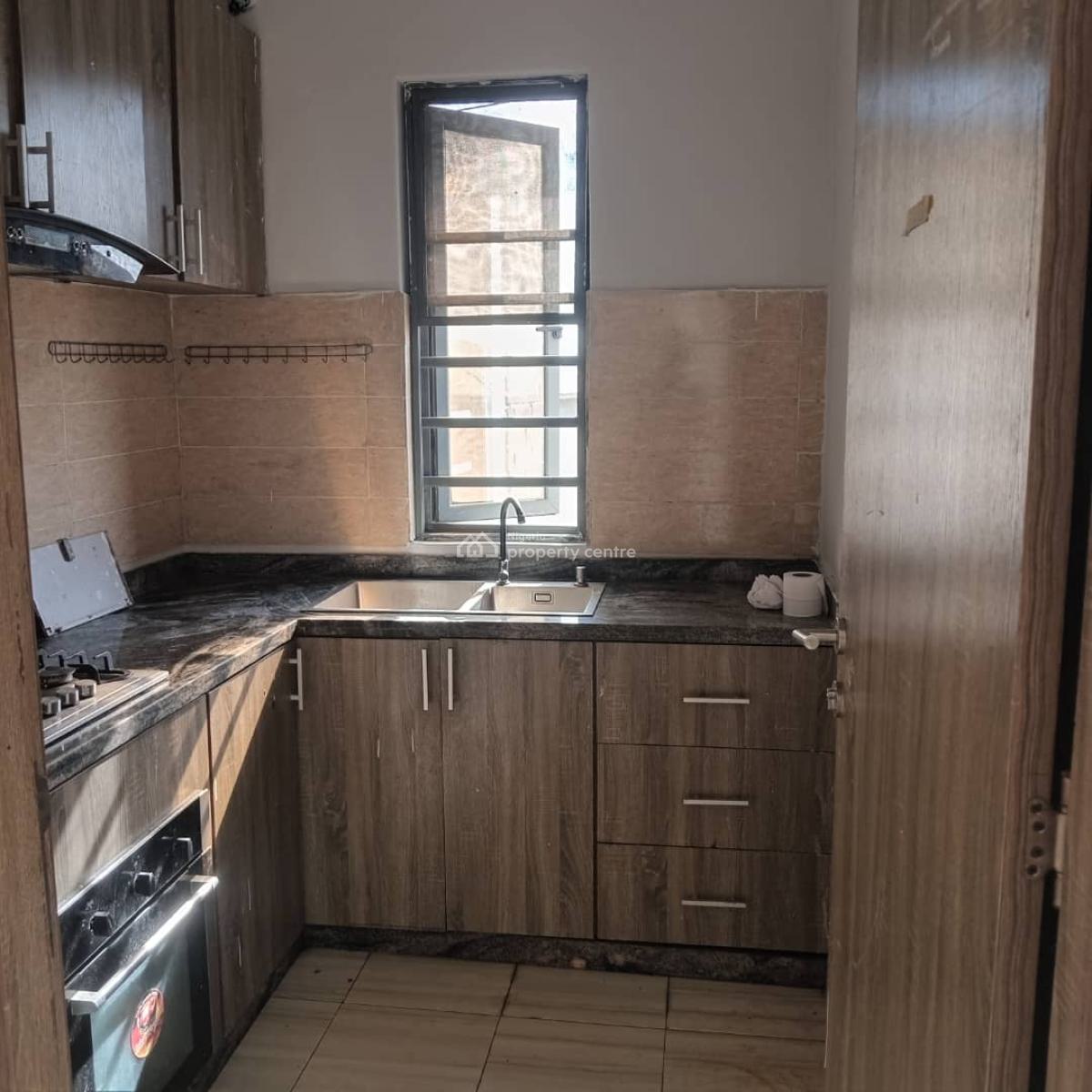 2 Bedroom Apartment, Ologolo, Lekki, Lagos, Flat / Apartment for Rent
