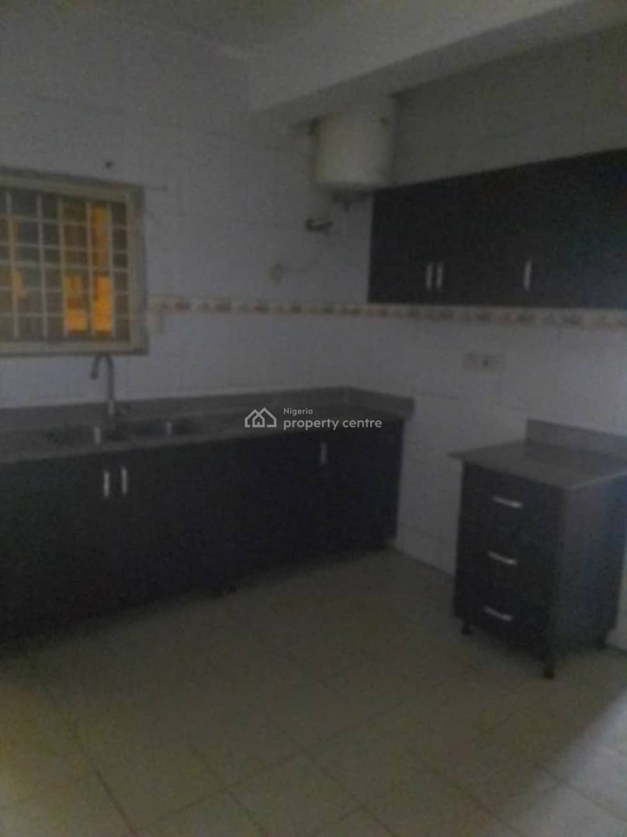 Fully Serviced 3 Bedroom Apartment, Lekki Phase 1, Lekki, Lagos, Flat / Apartment for Rent