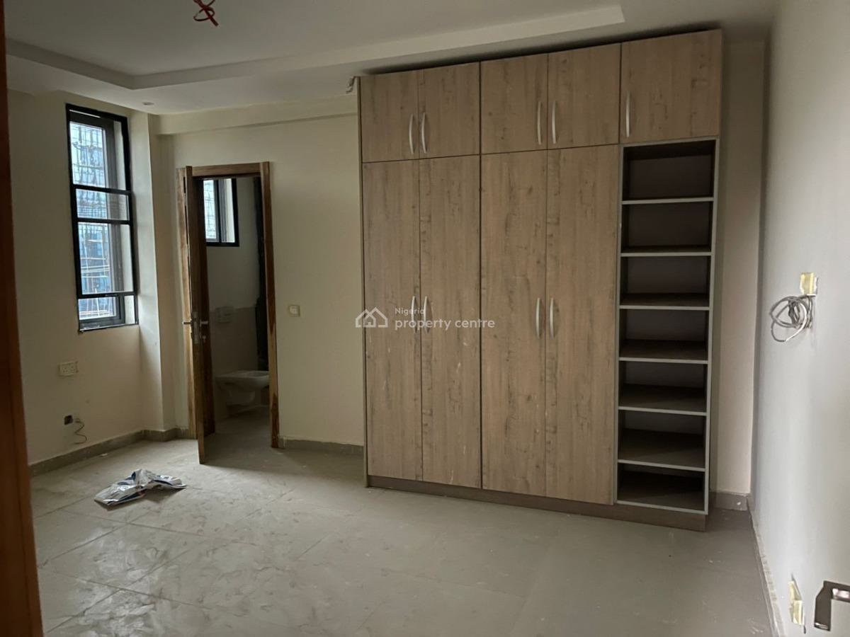 3 Bedroom Flat with a Bq, Off Admiralty Road, Lekki Phase 1, Lekki, Lagos, Flat / Apartment for Sale