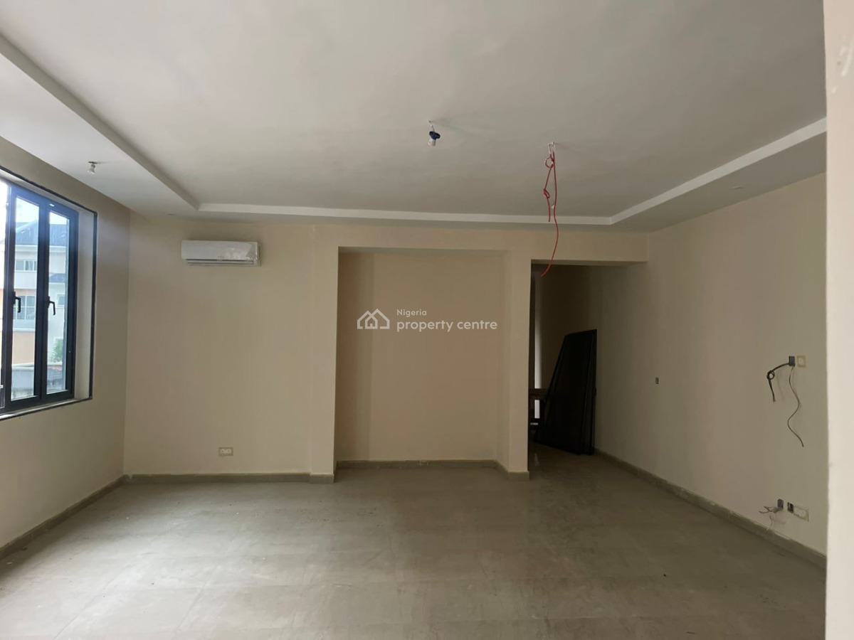 3 Bedroom Flat with a Bq, Off Admiralty Road, Lekki Phase 1, Lekki, Lagos, Flat / Apartment for Sale