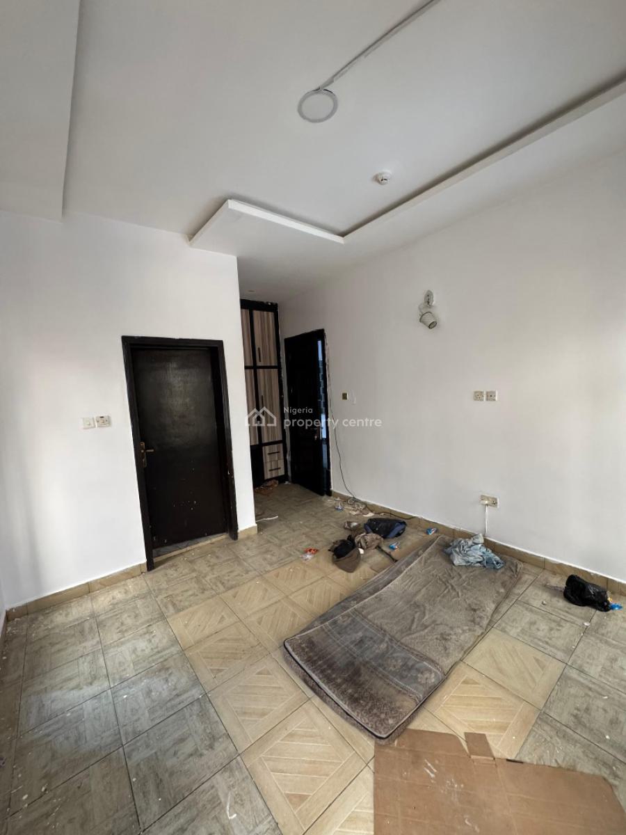 Well Maintained 3 Bedroom Terrace Duplex with a Bq, Lekki Phase 1, Lekki, Lagos, Terraced Duplex for Rent