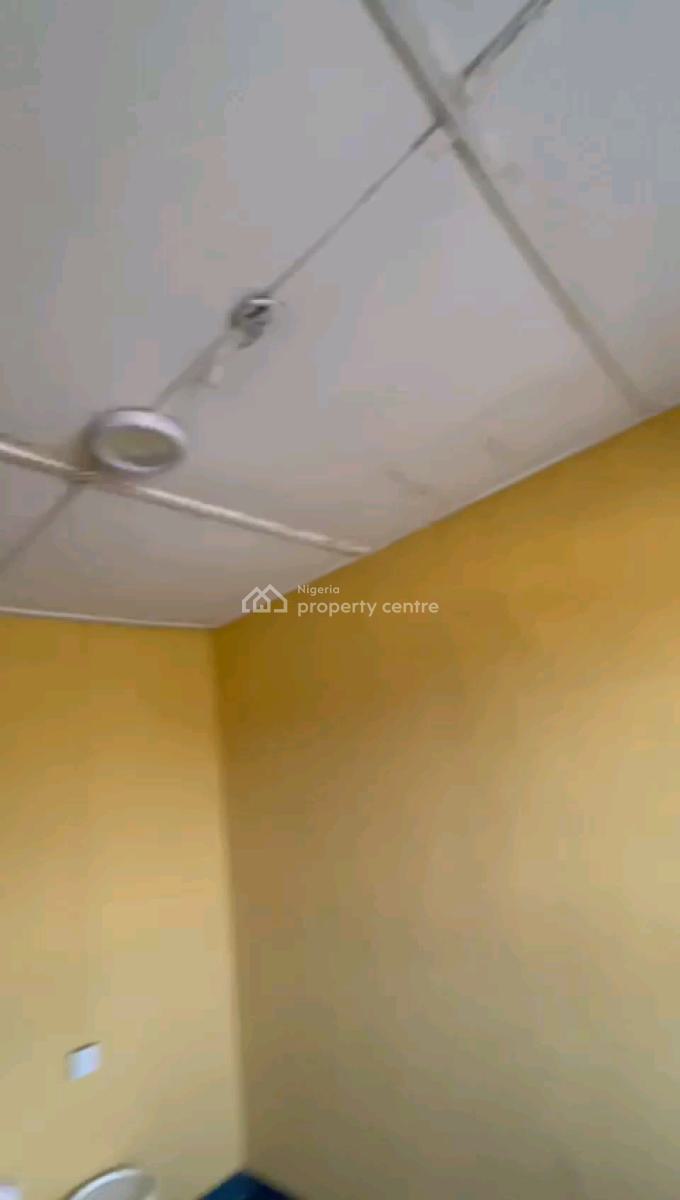 Standard and Spacious 3 Bedroom Flat, Soluyi, Gbagada, Lagos, Flat / Apartment for Rent