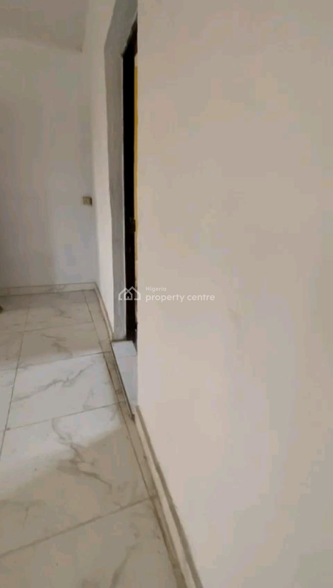 Standard and Spacious 3 Bedroom Flat, Soluyi, Gbagada, Lagos, Flat / Apartment for Rent