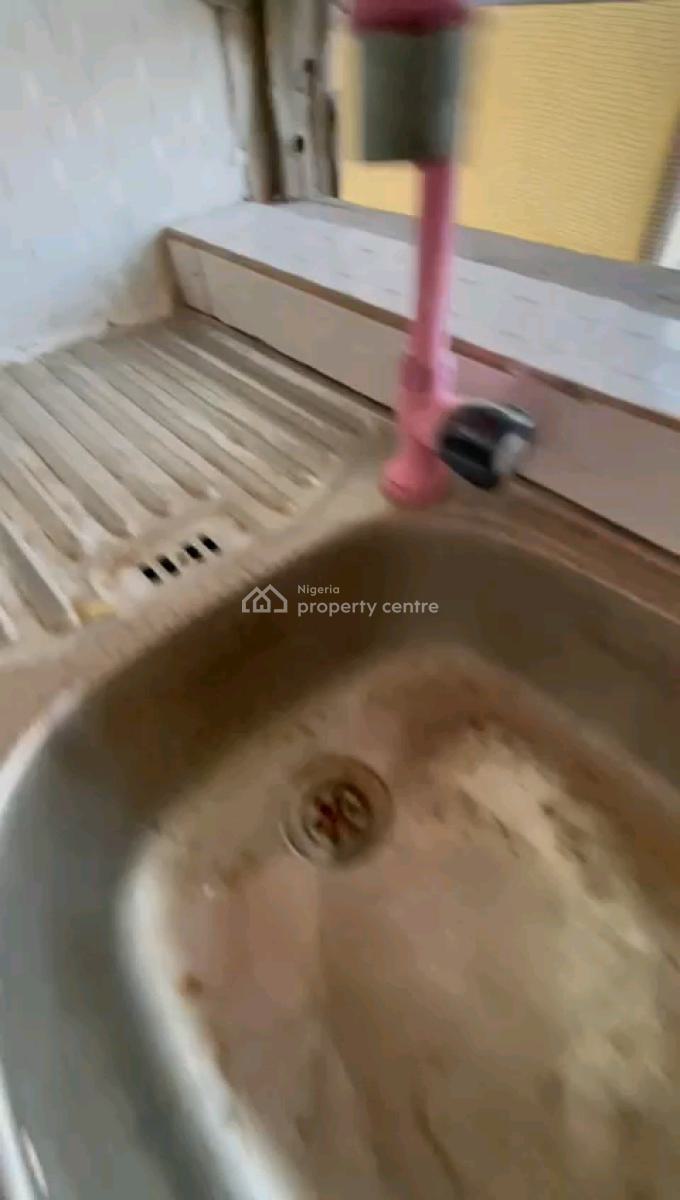 Standard and Spacious 3 Bedroom Flat, Soluyi, Gbagada, Lagos, Flat / Apartment for Rent