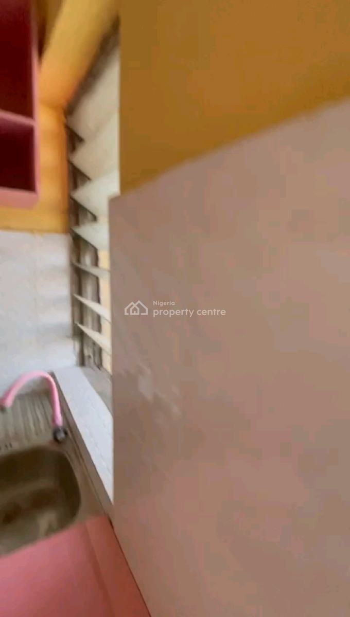 Standard and Spacious 3 Bedroom Flat, Soluyi, Gbagada, Lagos, Flat / Apartment for Rent