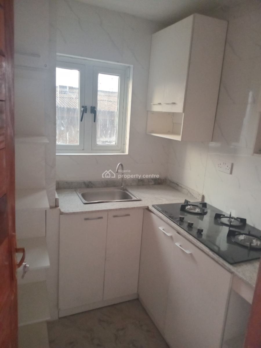Newyork 2 Bedroom Flat, By Sabo, Onike, Yaba, Lagos, Flat / Apartment for Rent