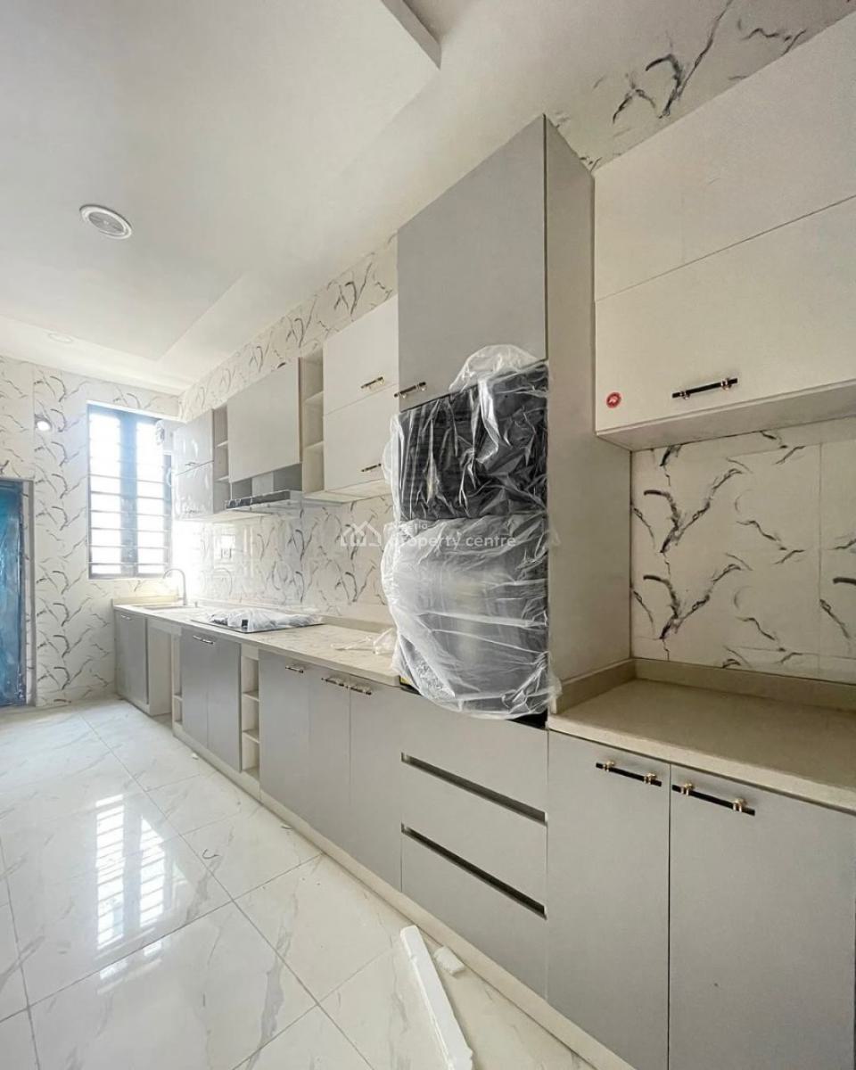 Secure & Spacious: 3-bedroom Duplex, Ikota, Lekki, Lagos, Terraced Duplex for Rent