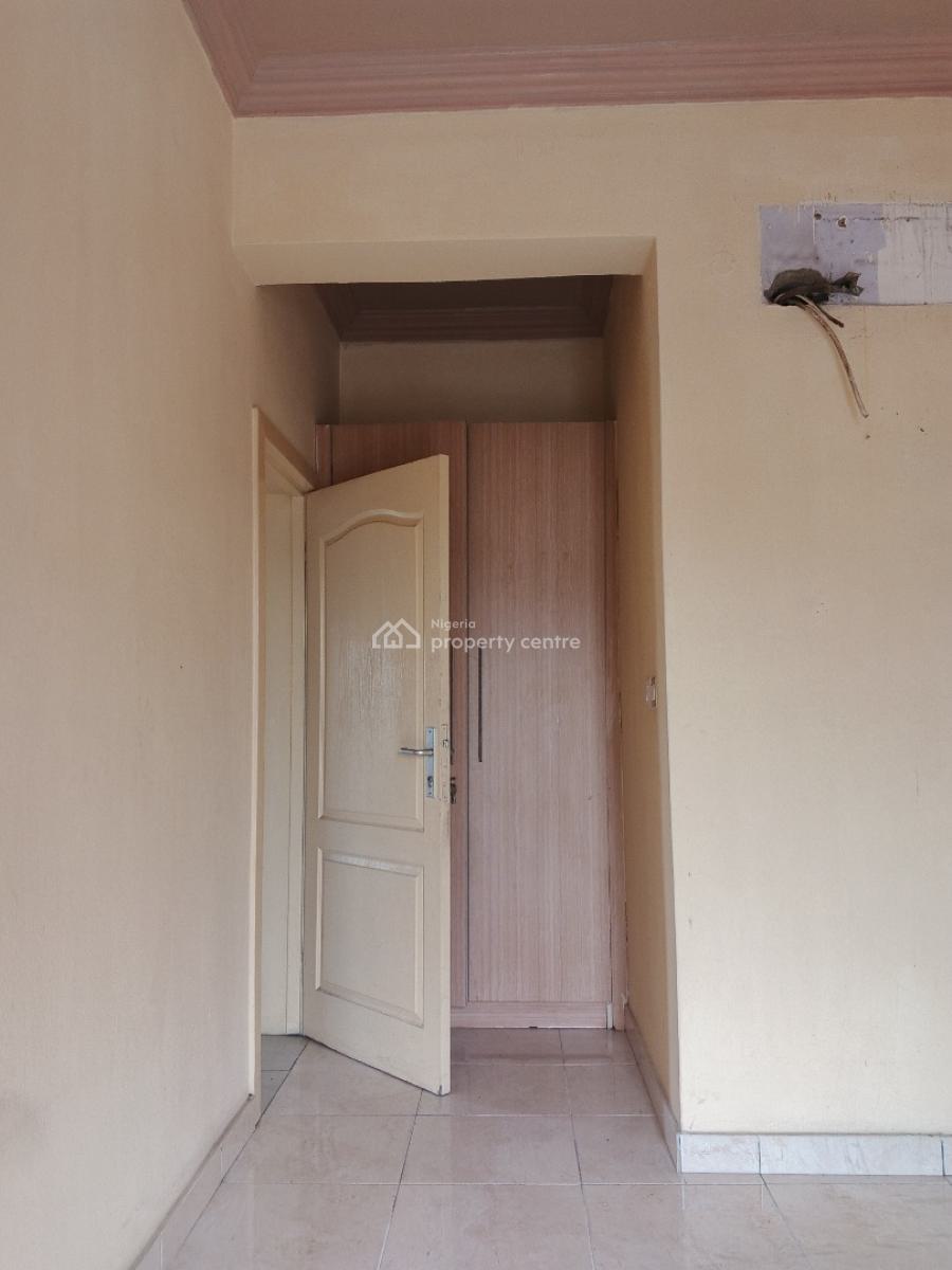 a Luxury 3 Bedroom Apartment Available in a Calm Area., Alagomeji, Alagomeji, Yaba, Lagos, Flat / Apartment for Rent