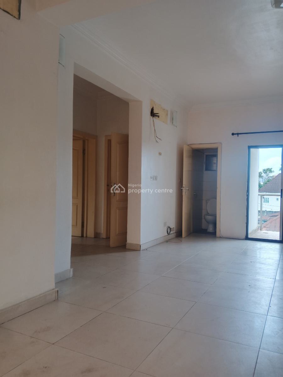 a Luxury 3 Bedroom Apartment Available in a Calm Area., Alagomeji, Alagomeji, Yaba, Lagos, Flat / Apartment for Rent