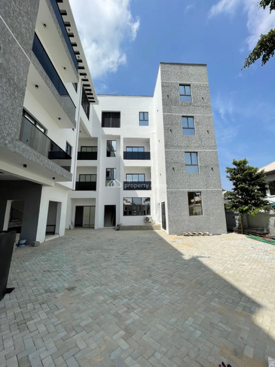 Well Furnished and Serviced 2 Bedroom Apartment +massive Maid Room, Lekki Phase1, Lekki Phase 1, Lekki, Lagos, Flat / Apartment for Rent