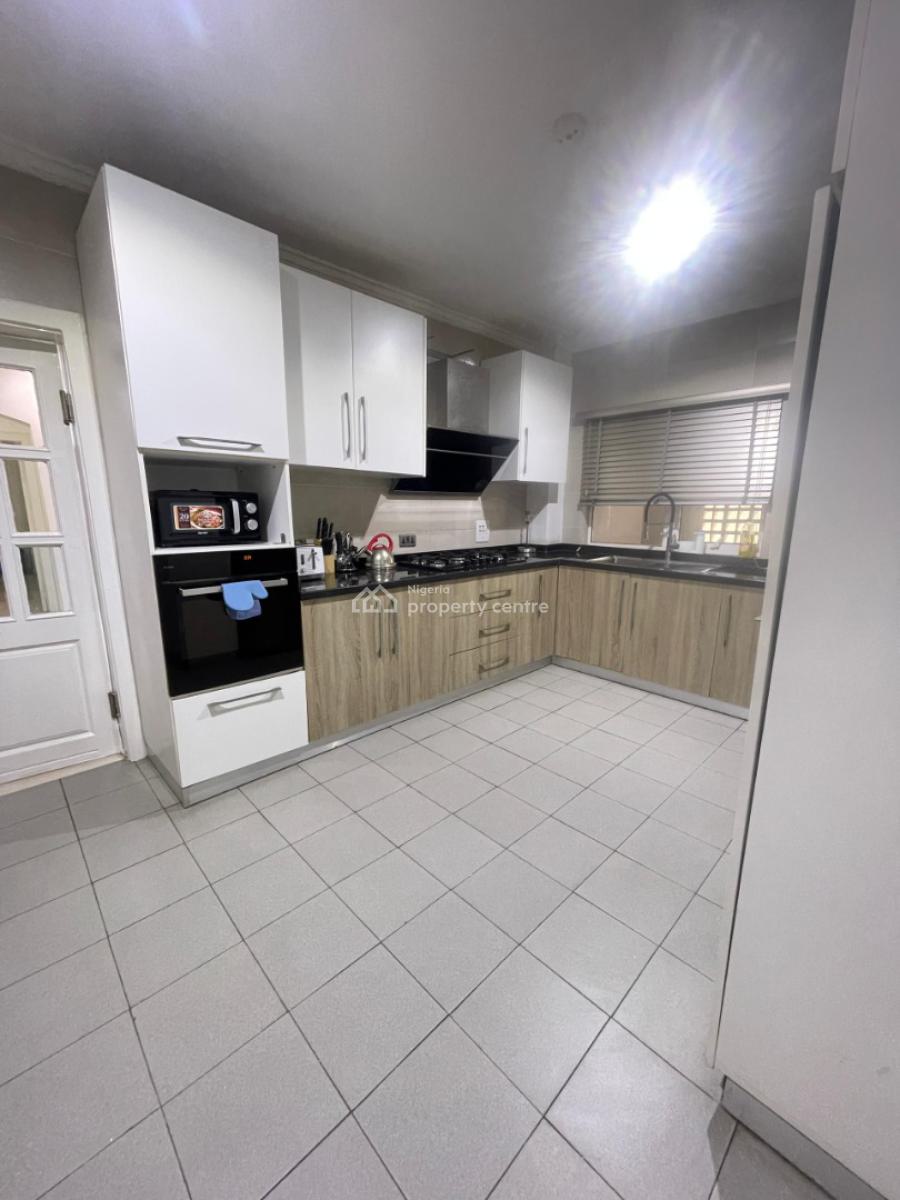Luxury 3 Bedroom Apartment Available, Temple Road, Ikoyi, Lagos, Flat / Apartment Short Let